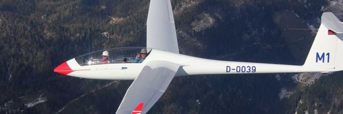 Flugwegposition um 15:17:30: Aufgenommen in der Nähe von Gemeinde Roßleithen, 4575, Österreich in 2645 Meter